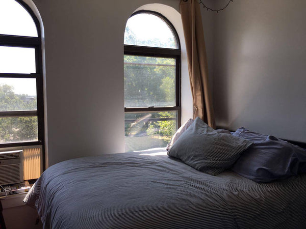 Spacious, bright and private bedroom facing Maria Hernandez Park in central Bush New York, NY Rental unit in Brooklyn · 1 bedroom · 1 bed · 1 shared bath Private room in rental unit vacation rental 20573565