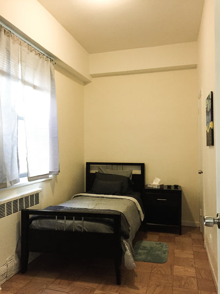 Private bedroom in a quiet building in Manhattan. Close to all NYC attractions.  New York, NY Rental unit in New York · ★4.94 · 1 bedroom · 1 bed · 1 shared bath Private room in rental unit vacation rental 13193534