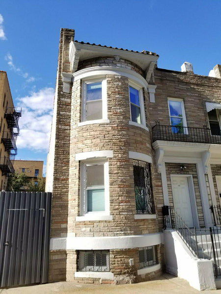 Private room in our completely renovated 1901 brownstone in the South Bronx with New York, NY Home in The Bronx · ★5.0 · 1 bedroom · 1 bed · 1 shared bath Private room in home vacation rental 46158013