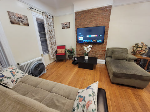 1 bedroom Located in the heart of Brooklyn Crown Heights <br />one of new York.s New York, NY Home in Brooklyn · ★4.80 · 1 bedroom · 1 bed · 1 private bath Private room in home vacation rental 48142110