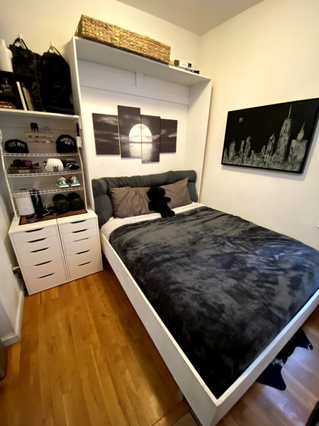 This first floor walk-up is close to everything, making it easy to enjoy NYC exp New York, NY Rental unit in New York · ★4.87 · 1 bedroom · 1 bed · 1 bath Entire rental unit vacation rental 53862381