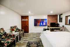 This special place is close to everything, making it easy to plan your visit. La New York, NY Townhouse in Queens · ★5.0 · 3 bedrooms · 2 beds · 1 private bath Private room in townhouse vacation rental 701740902049454630