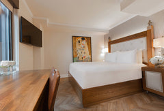 Westgate New York Grand Central is a historical hotel located in Tudor City with Detroit, MI Hotel in New York · Studio · 1 bed · 1 private bath Room in hotel vacation rental 51269668