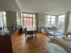 Beautiful apartment in the heart of Williamsburg, 5 minute walk from the L and G New York, NY Rental unit in Brooklyn · ★New · 2 bedrooms · 2 beds · 2 baths Entire rental unit vacation rental 1049940767703198807