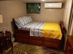 A large bedroom sleeps 3 in a modern 2 bedroom apartment with a secure private e New York, NY Home in Bronx · 2 bedrooms · 2 beds · 1 shared bath Private room in home vacation rental 63588