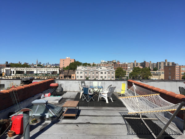 Naturally lit room with Double size bed, overlooking Brooklyn backyards. Huge ap New York, NY Rental unit in Brooklyn  · ★4.71 · 1 bedroom · 1 bed · 2 shared baths Private room in rental unit vacation rental 8486828