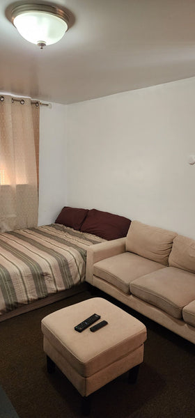 The whole group will be comfortable in this spacious and unique space.  Home in The Bronx · ★5.0 · 1 bedroom · 1 bed · 1 shared bath Private room in home vacation rental 903497169182793234
