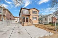 Take a break and unwind at this peaceful oasis.  Rental unit in Queens · ★4.42 · 1 bedroom · 1 bed · 1 bath Private room in rental unit vacation rental 926919329132078879