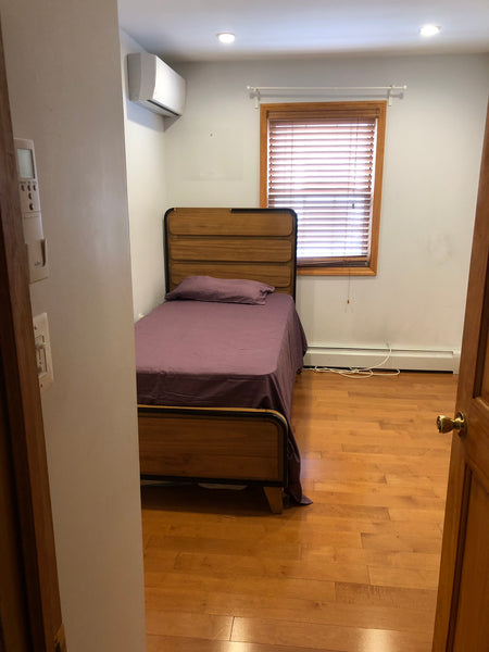 Rental unit in College point  · ★5.0 · 1 bedroom · 1 shared bath Private room in rental unit vacation rental 38377430