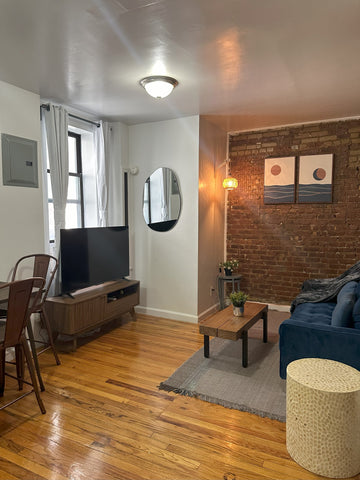 Beautifully furnished, Cozy 1Br at the heart of the Upper East Side. Only min to  Rental unit in New York · 1 bedroom · 1 bed · 1 bath Entire rental unit vacation rental 1026009299854219304