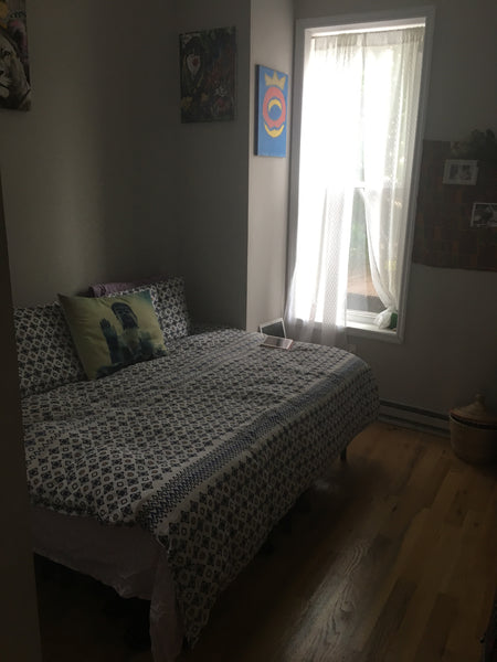 My place is great to relax and enjoy a day away from all the madness that New Yo New York, NY Rental unit in Brooklyn · 1 bedroom · 1 bed · 1 shared bath Private room in rental unit vacation rental 19348168