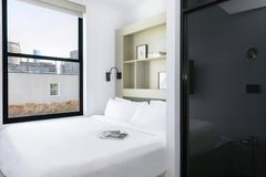 Infuse your New York experience with a sense of excitement and ease. With no sho  Serviced apartment in New York · 4 bedrooms · 4 beds · 4 baths Entire serviced apartment vacation rental 887730983514325408