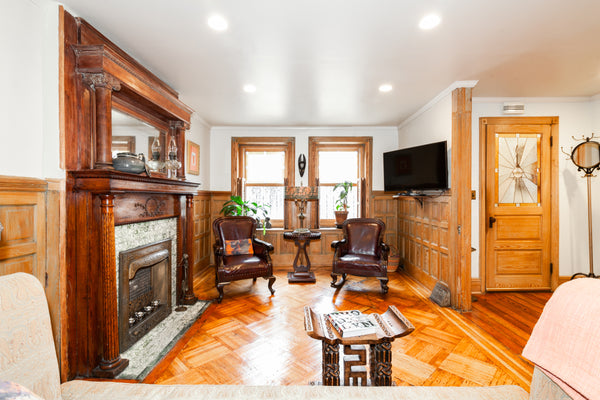 Beautiful Limestone Row House located in the Historical Landmark section of Crow New York, NY Floor in Brooklyn · ★4.94 · 1 bedroom · 1 bed · 1 bath Floor vacation rental 12054516