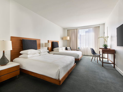 A Luxury Hotel in NYC's Tribeca Neighborhood! You can take a short walk to City   Hotel in New York · 3 bedrooms · 6 beds · 3 baths Room in hotel vacation rental 1025386987437606352