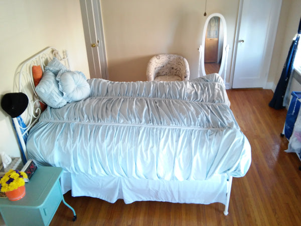 I've always loved meeting new people, especially in my travels, so I welcome you New York, NY Rental unit in Brooklyn · ★4.83 · 1 bedroom · 1 bed · 1 shared bath Private room in rental unit vacation rental 8741124