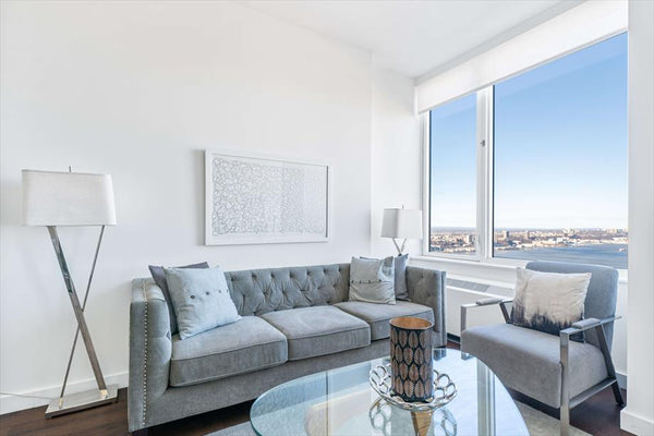 Experience the best of Manhattan from this spectacular building. From two outdoo  Serviced apartment in New York · 1 bedroom · 1 bed · 1 bath Entire serviced apartment vacation rental 51726612