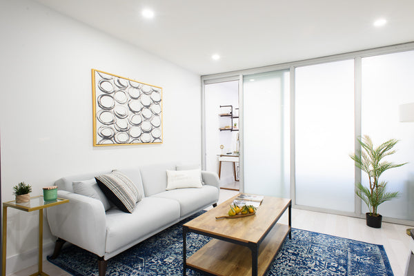 This is a newly renovated and furnished 1 bedroom apartment located in the heart New York, NY Rental unit in New York · 1 bedroom · 1 bed · 1 bath Entire rental unit vacation rental 673945070295033994