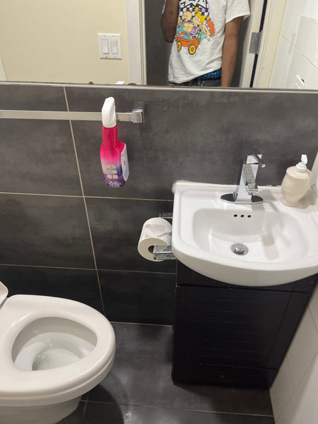 Take a break and unwind at this peaceful oasis.  Guest suite in Brooklyn · 1 bedroom · 1 bed · 1 shared bath Private room in guest suite vacation rental 690552616328239393