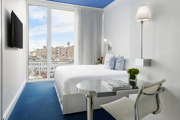 The eclectic blend of artistic sceneries and broadway highlights make this pictu  Hotel in New York · 1 bedroom · 1 bed · 1 bath Room in hotel vacation rental 814173504623405282