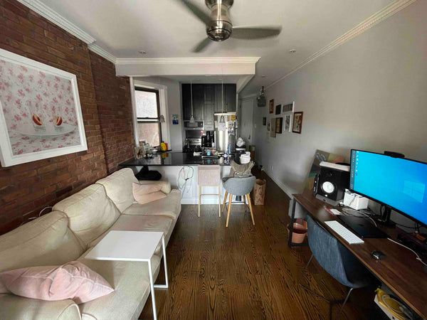 Enjoy your time at NY and unwind at this peaceful and centrally-located place. T New York, NY Rental unit in New York · ★5.0 · 1 bedroom · 1 bed · 1 shared bath Private room in rental unit vacation rental 703477777113329774