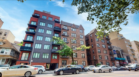 A spacious studio, perfectly suitable for one or two. Ample storage, lots of nat  Condo in Brooklyn · Studio · 1 bed · 1 bath Entire condo vacation rental 844882268761953732