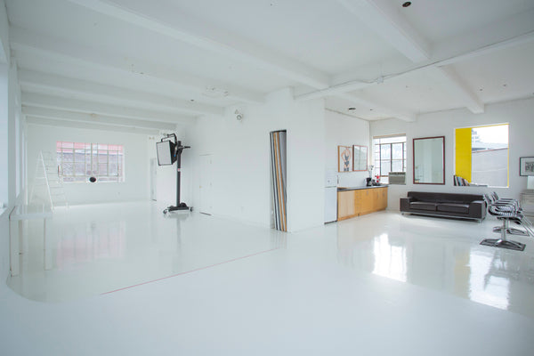 Film and photoshoot only. The space is open from 8 am to 8 pm, the studio includ New York, NY Loft in Brooklyn · Studio · 1 bed · 1 bath Entire loft vacation rental 8127517