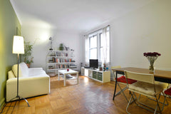 Enjoy NYC and discover the beauty of Brooklyn!<br />Beautiful and luminous apart New York, NY Rental unit in Brooklyn · ★4.59 · 1 bedroom · 1 bed · 1 bath Entire rental unit vacation rental 790953