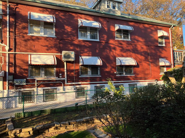 Take it easy at this unique and tranquil getaway.<br />30 nights or more only <b  Rental unit in Brooklyn · ★4.33 · 2 bedrooms · 2 beds · 1 bath Entire rental unit vacation rental 767551321766221084