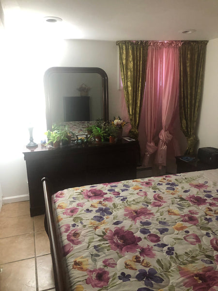 New York, NY Home in Queens · 1 bedroom · 1 bed · 1 shared bath Private room in home vacation rental 39345548