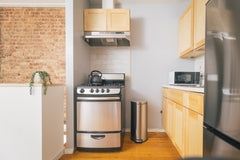 Welcome to our charming duplex in the heart of vibrant Bushwick, Brooklyn. This  New York, NY Rental unit in Brooklyn · ★5.0 · 2 bedrooms · 4 beds · 1 bath Entire rental unit vacation rental 845041278365372205