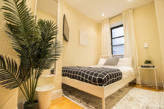 This good-looking, spacious and appealing room is available. This room <br />     Rental unit in New York · 5 bedrooms · 1 bed · 0 shared baths Private room in rental unit vacation rental 808442756499548389