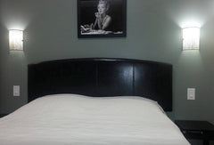PLEASE DON'T TRY TO BOOK THE APARTMENT BEFORE CONTACTING ME FIRST, THANKS!<br />  Rental unit in New York · ★4.50 · 1 bedroom · 2 beds · 1 bath Entire rental unit vacation rental 9445501