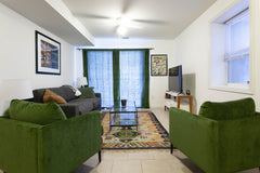 Mott Haven Townhouse is a three story townhouse situated in Mott Haven. This  ho New York, NY Guest suite in The Bronx · ★4.62 · 1 bedroom · 2 beds · 1 bath Entire guest suite vacation rental 34667590