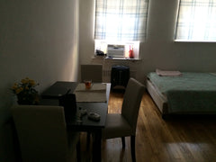 It is a very clean apt. You will have a dishwasher machine and a refrigerator. New York, NY Rental unit in New York · Studio · 1 bed · 1 bath Entire rental unit vacation rental 25971027