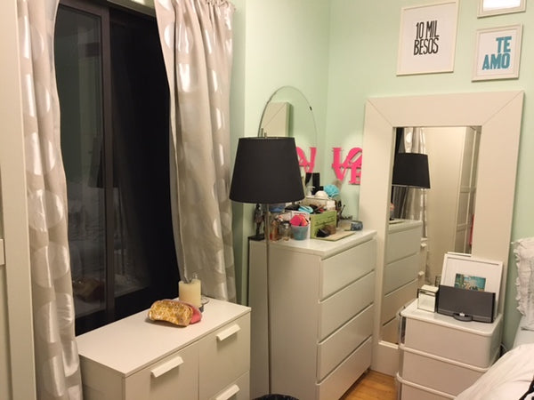 Bright, sunny room with central A/C and a private large rooftop patio in a three Menlo Park, CA Rental unit in Brooklyn · 1 bedroom · 1 bed · 1 bath Private room in rental unit vacation rental 12643171