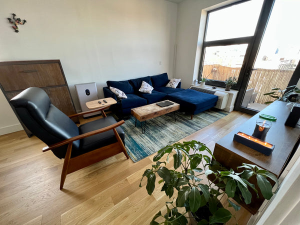 This is probably one of the best one bedroom apts you'll find in Williamsburg. B New York, NY Rental unit in Brooklyn · ★5.0 · 1 bedroom · 1 bed · 1 bath Entire rental unit vacation rental 53878793