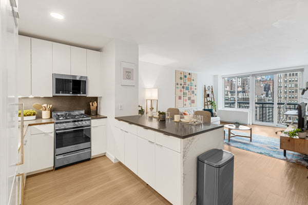 Welcome to turn-key living in Manhattan with this 1 bedroom apartment by Anyplac San Francisco, CA Rental unit in New York · 1 bedroom · 1 bed · 1 bath Entire rental unit vacation rental 869652533358380763