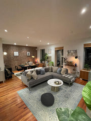 Extra large, open plan luxury apartment in central Williamsburg. Modern fixtures New York, NY Rental unit in Brooklyn · 2 bedrooms · 2 beds · 1 bath Entire rental unit vacation rental 762193744921471697