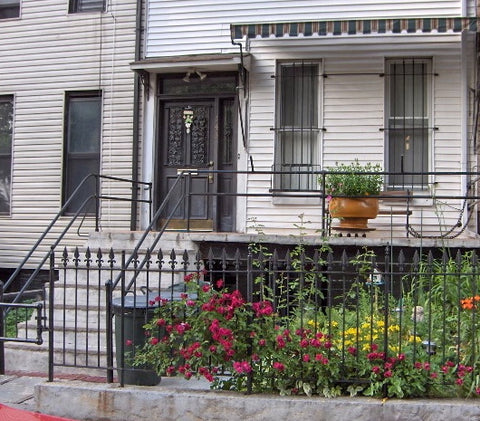 A beautiful 158 year old town house with private rooms all decorated for a Latin New York, NY Home in Bronx · ★4.75 · 1 bedroom · 2 beds · 1 shared bath Private room in home vacation rental 1026683