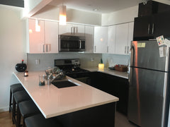 Welcome to your zen home away from home! Just a 2 minute walk from the N and W t Los Angeles, CA Rental unit in Queens · ★5.0 · 1 bedroom · 1 bed · 1 bath Entire rental unit vacation rental 21212488