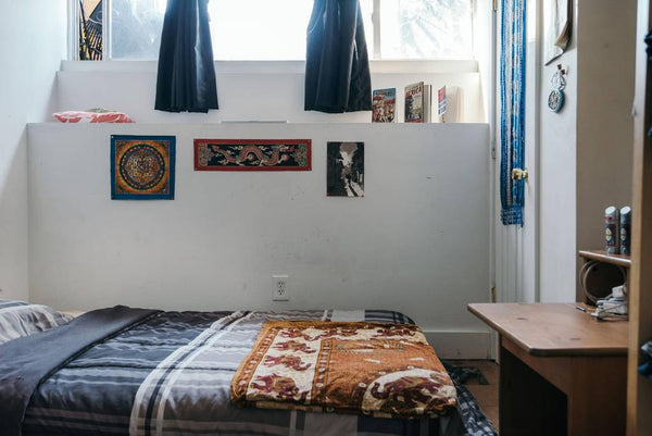 My room is cosy and has great natural light. The house  is shared with 6 friendl Paris, France Home in Brooklyn · ★4.60 · 1 bedroom · 1 bed · 1 bath Private room in home vacation rental 16206887
