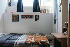 My room is cosy and has great natural light. The house  is shared with 6 friendl Paris, France Home in Brooklyn · ★4.60 · 1 bedroom · 1 bed · 1 bath Private room in home vacation rental 16206887