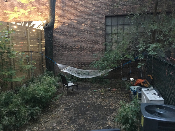 Nice , Cozy Room with direct access to  the  garden (BBQ equipped). The subway s New York, NY Rental unit in Queens · ★4.38 · 1 bedroom · 1 bed · 1 shared bath Private room in rental unit vacation rental 15787497