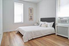 This cozy 1BR apartment is nestled within a charming historic building in the he New York, NY Rental unit in Queens · 1 bedroom · 1 bed · 1 bath Entire rental unit vacation rental 928150949438055792