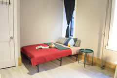 This apartment is located ground floor (half basement) and it is 5-6min from sub United States Condo in New York · 1 bedroom · 1 bed · 2 shared baths Private room in condo vacation rental 53979659