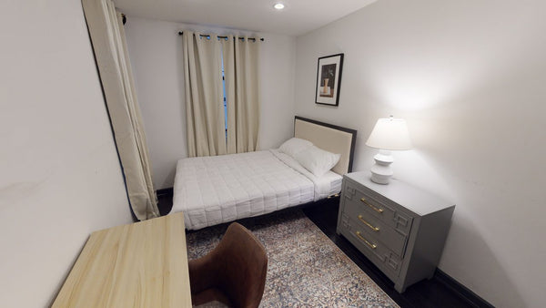 This adorable, superb and cute room is available. This room is <br />   availabl  Rental unit in New York · 3 bedrooms · 1 bed · 0 shared baths Private room in rental unit vacation rental 828006158434395531