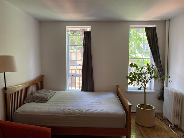 Cute well lit one bedroom apartment in the heart of the Upper East Side. The Upp Ithaca, NY Rental unit in New York · 1 bedroom · 1 bed · 1 bath Entire rental unit vacation rental 43803619