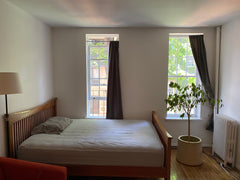 Cute well lit one bedroom apartment in the heart of the Upper East Side. The Upp Ithaca, NY Rental unit in New York · 1 bedroom · 1 bed · 1 bath Entire rental unit vacation rental 43803619