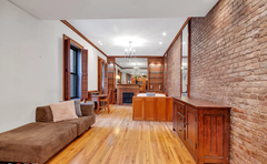 Between Grand Central Station and Penn Station, this charming studio offers a fu  Condo in New York · ★5.0 · Studio · 1 bed · 1 bath Entire condo vacation rental 741415210364574703