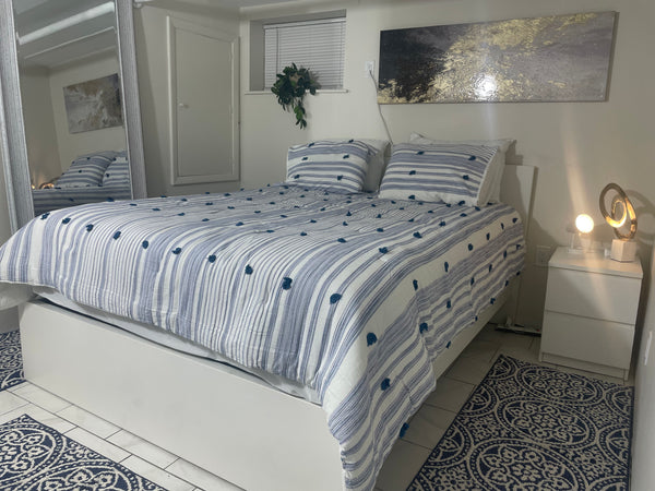 Make some memories at this unique and family-friendly place. New York, NY Home in Queens · ★4.43 · 1 bedroom · 3 beds · 1 bath Entire home vacation rental 692132327714877097